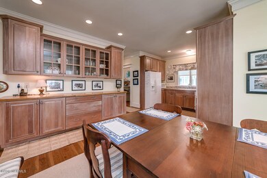Dining/Kitchen