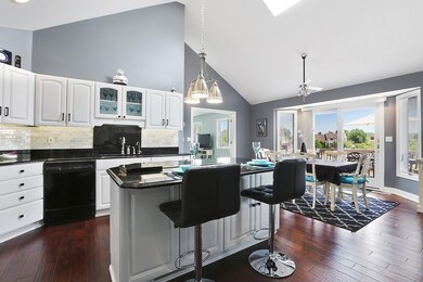 9059 Schillton Dr, Saint John, IN 46373 - photo 6