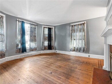 108 Comstock Ave, Providence, RI 02907 - photo 2