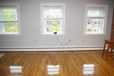 39 Garrison Rd unit 3, Brookline, MA 02445 - photo 4