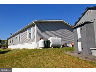 121 Ritz Ave, Reading, PA 19606 - photo 5