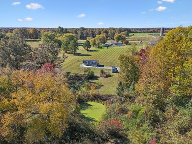 10849 Jim Cummings Hwy, Bradyville, TN 37026 - photo 6