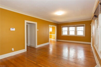 3284 Euclid Heights Blvd, Cleveland, OH 44118 - photo 6