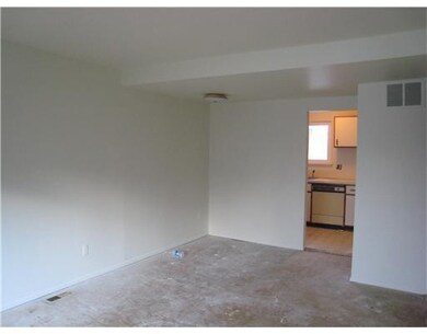 207 N Maple Rd, Saline, MI 48176 - photo 3