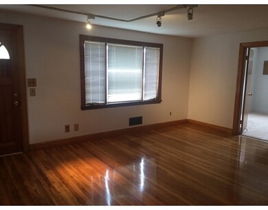 16 Franklin St, Danvers, MA 01923 - photo 3