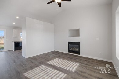 644 Teton Dr, Nampa, ID 83686 - photo 4