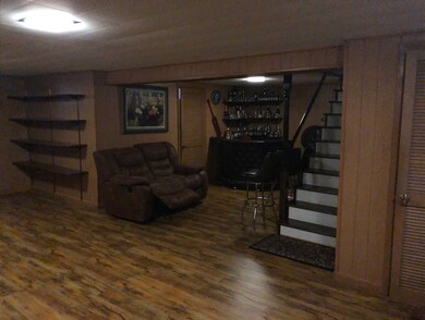 unlisted-address, Waukegan, IL 60087 - photo 6