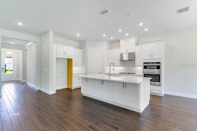 925 Tassleflower Trail, Saint Cloud, FL 34771 - photo 6