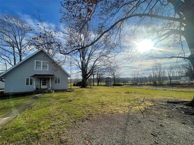 903 S Graham Creek Rd, Covington, IN 47932 - photo 2