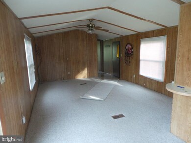334 Birch Grove Ln, Berkeley Springs, WV 25411 - photo 3