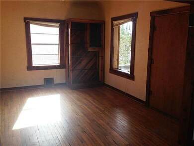 1858 Kentucky St, El Paso, TX 79930 - photo 2