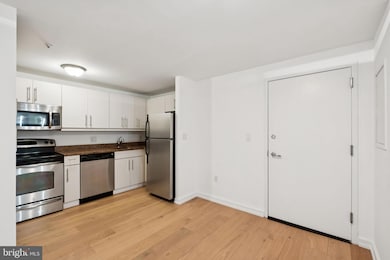 Parc Rittenhouse unit 424, Philadelphia, PA 19103 - photo 5