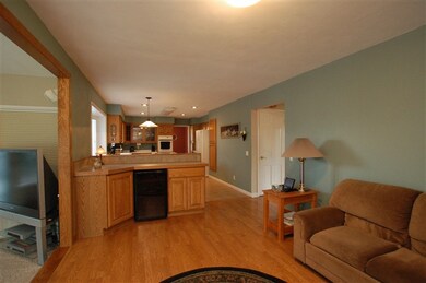 2204 Branson Rd, Fitchburg, WI 53575 - photo 5