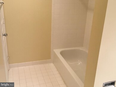 Savoy Park unit 213, Falls Church, VA 22041 - photo 7