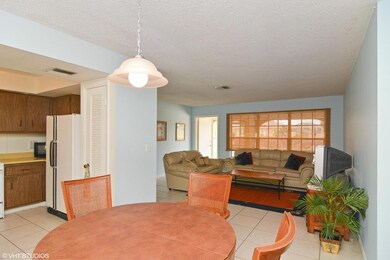 02_622NWBilliarAvenue_1_LivingRoom_HiRes