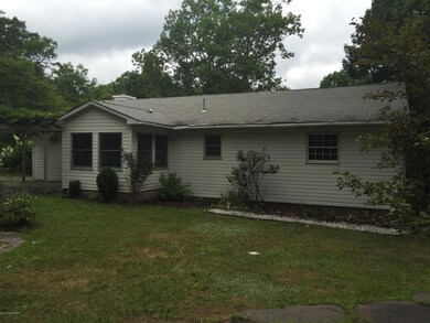 54 Woodlyn Acres Rd, Hawley, PA 18428 - photo 2