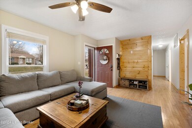 6909 Spourtland Dr, Louisville, KY 40228 - photo 5