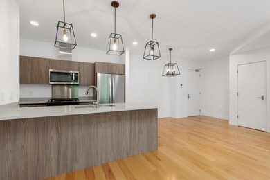 05-218 W Kingsley St002