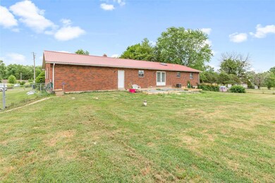 2756 Wycliff Dr, Farmington, MO 63640 - photo 5