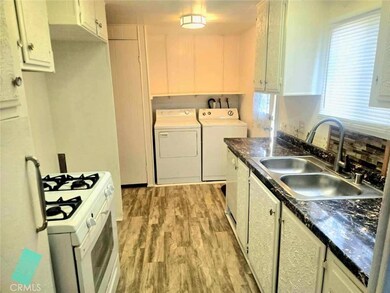 260 N Lyon Ave unit 152, Hemet, CA 92543 - photo 7