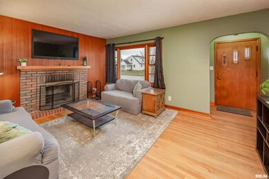 1818 N Pine St, Davenport, IA 52804 - photo 3