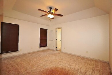 1041 Inverness Dr, Weatherford, TX 76086 - photo 7