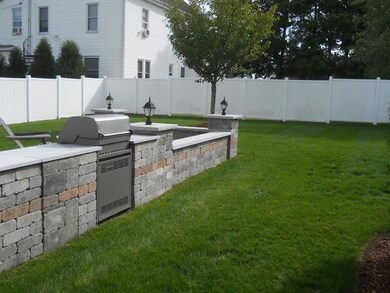 10-12 Pinedale Ave, Methuen, MA 01844 - photo 6