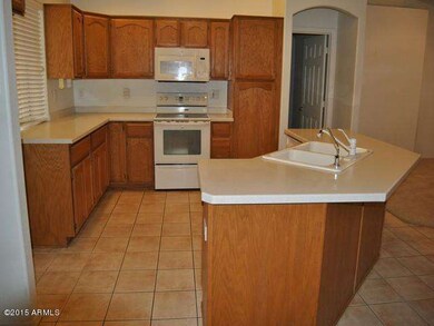Kitchen (2)