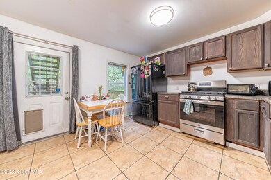 230 Myrtle Ave, Albany, NY 12202 - photo 7