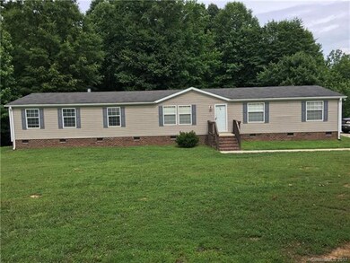 109 Kodak Dr, Statesville, NC 28625 - photo 2