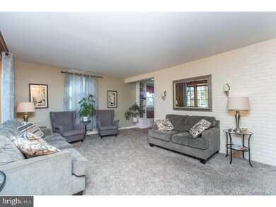 1104 Vauclain Ave, Woodlyn, PA 19094 - photo 4