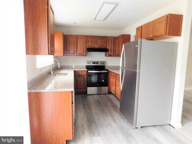 5795 Rock Spray Ct, Frederick, MD 21703 - photo 4