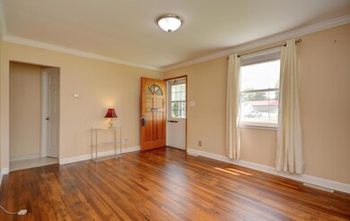 Living Room (2)