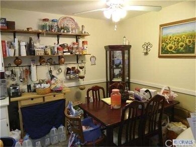 Breakfast Nook with ceiling fan