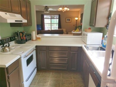 Pass through to the dining area