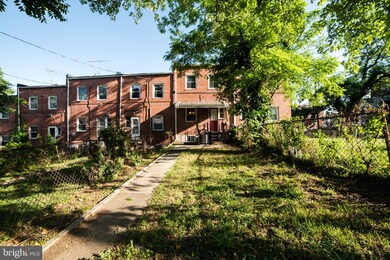 3810 Rokeby Rd, Baltimore, MD 21229 - photo 2