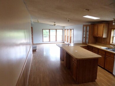 2976 E State Road 4, La Porte, IN 46350 - photo 5