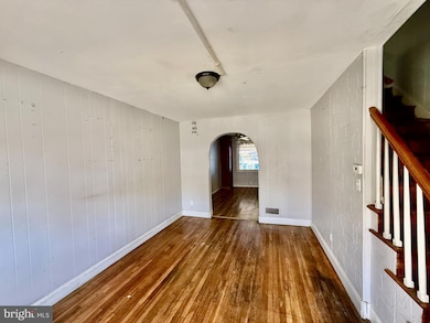 1523 Elrino St, Baltimore, MD 21224 - photo 2