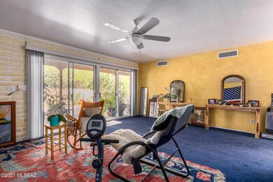 10184 N Valle Del Oro Dr, Tucson, AZ 85737 - photo 6