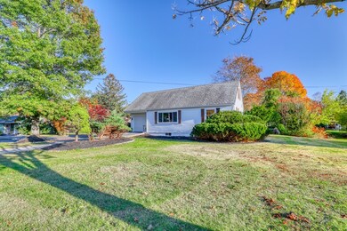 142 Homestead Ave, Holyoke, MA 01040 - photo 4
