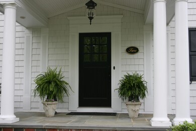 MLS FRONT CLOSE