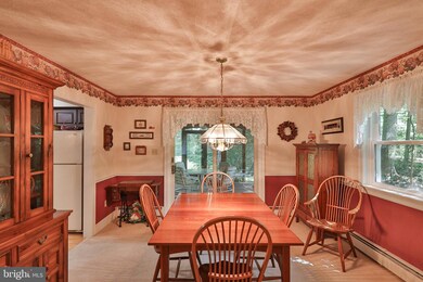 5745 Applebutter Hill Rd, Coopersburg, PA 18036 - photo 6