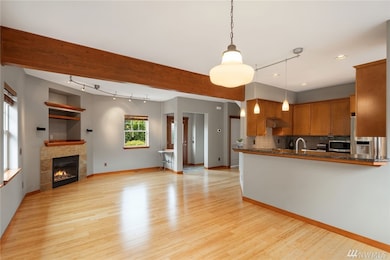 7555 210th St SW, Edmonds, WA 98026 - photo 2