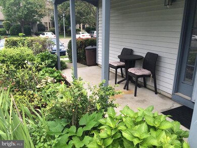 8 Chadwick Ct, Trenton, NJ 08691 - photo 3