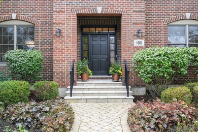 1601 Cabot Ln, Glenview, IL 60026 - photo 3