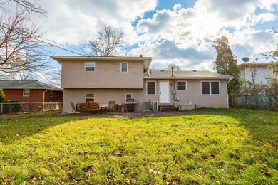 1732 Norma Rd, Columbus, OH 43229 - photo 7