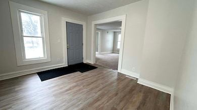 986 Euclid St, Saint Paul, MN 55106 - photo 3