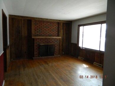 2213 Midland Dr, Erie, PA 16506 - photo 4