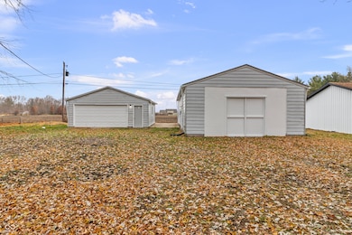 818 Earl Ave, Middletown, IN 47356 - photo 7