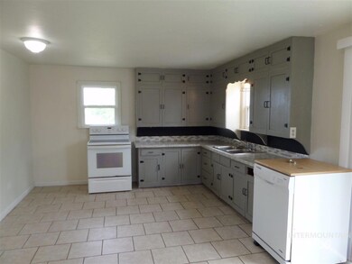 136 N 200 E, Jerome, ID 83338 - photo 7